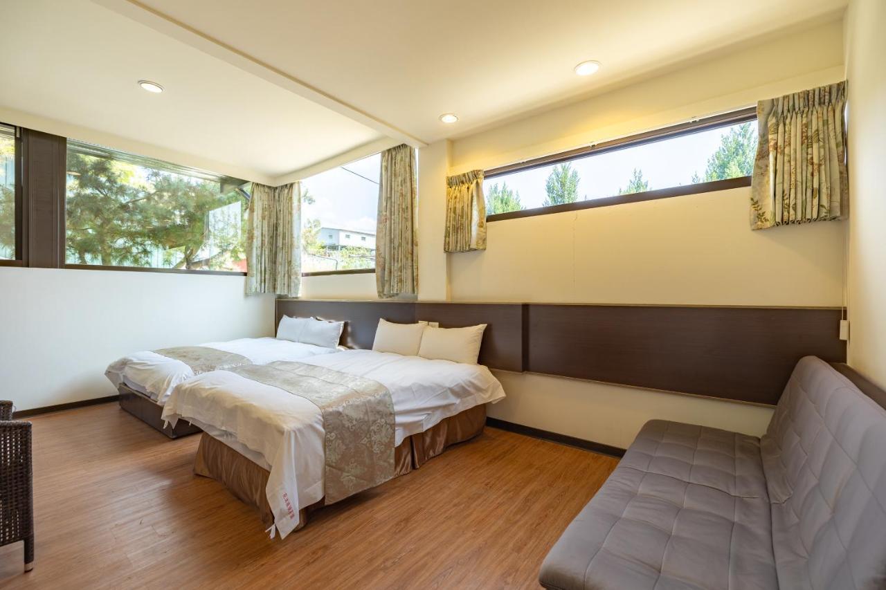 Hua Mu Xing Jing B&B Renai Exterior photo
